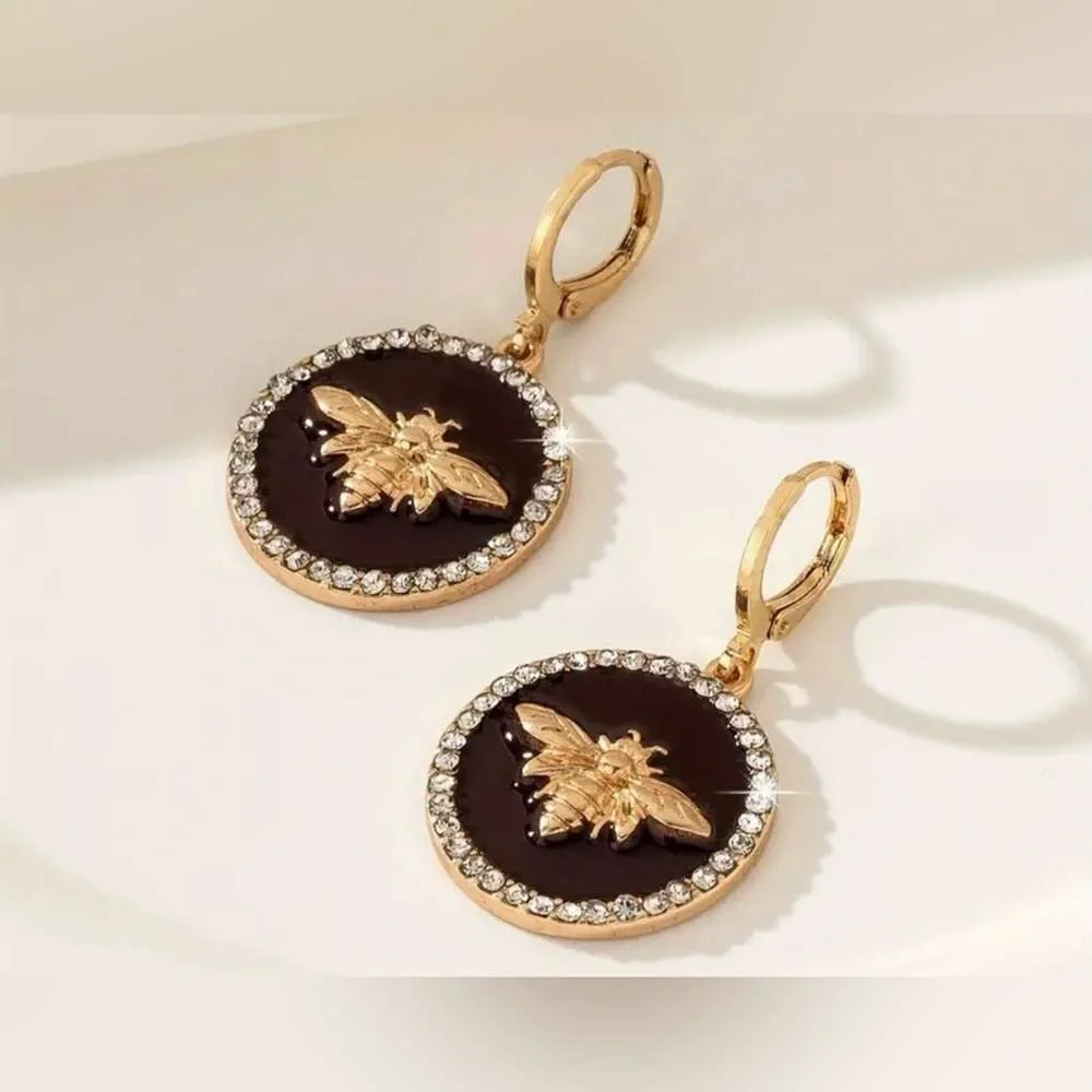 Elegant Gold and Black Bee Earrings - Picture 2 of 2